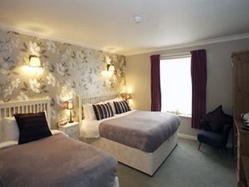 Old Borough Arms Hotel Рай Екстериор снимка